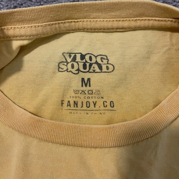 David’s Vlog Tee - Picture 2 of 2